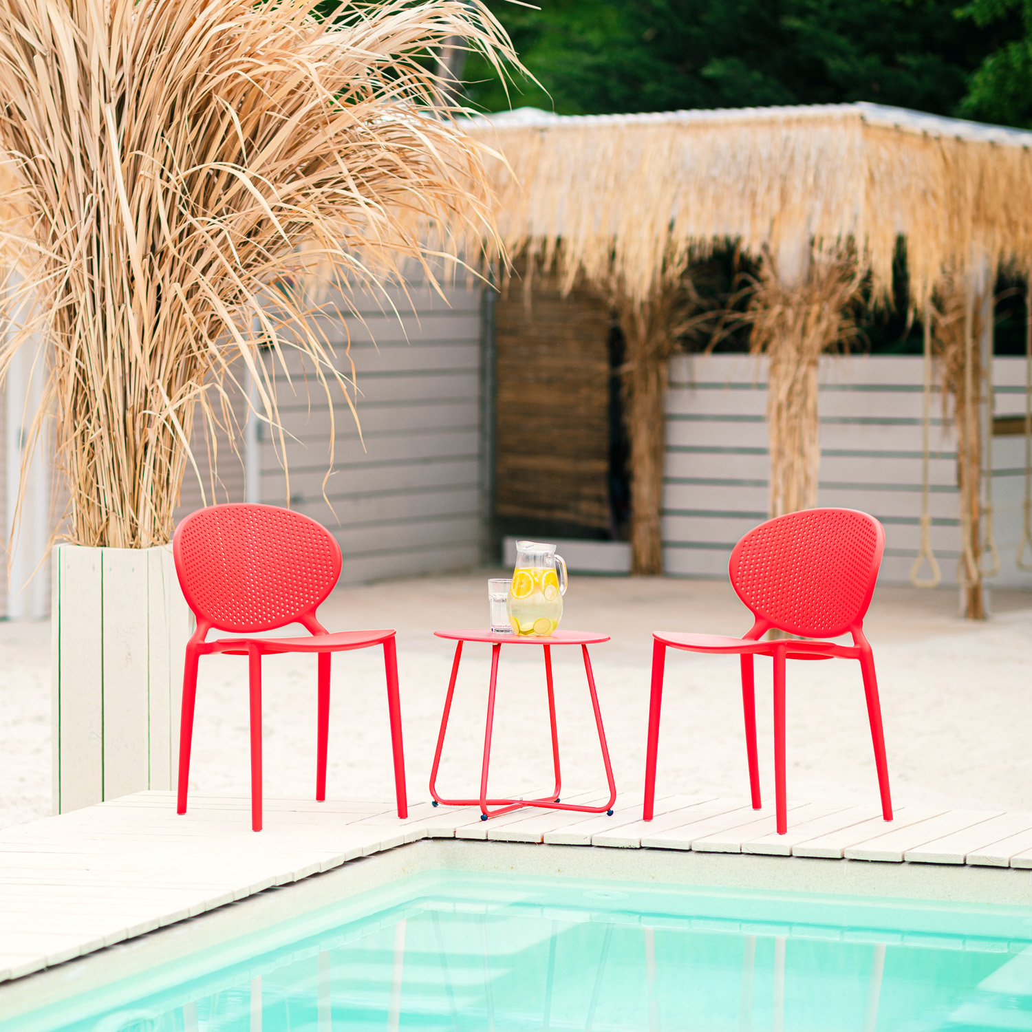 Modern Garden chair Set of 4 Red Camping chairs Outdoor chairs Plastic Stacking chairs Kitchen chairs