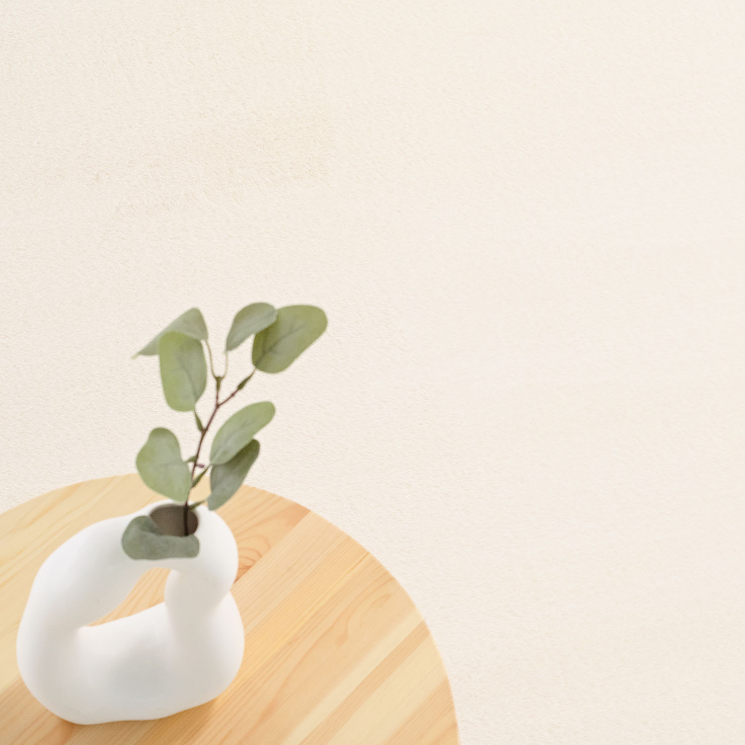 Soft Beige Rug 160x230 cm – Modern Short Pile Living Room Rug – Non Slip Bedroom Carpet – Washable Fluffy Area Rug