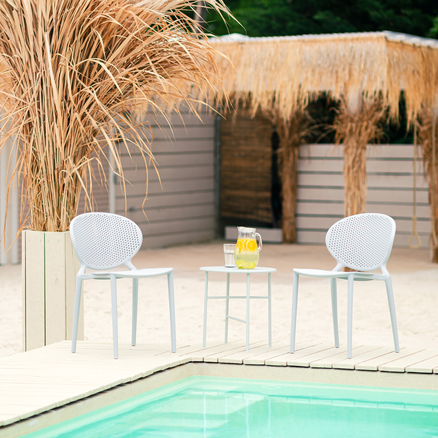 Modern Garden chair Set of 4 Grey Camping chairs Outdoor chairs Plastic Stacking chairs Kitchen chairs