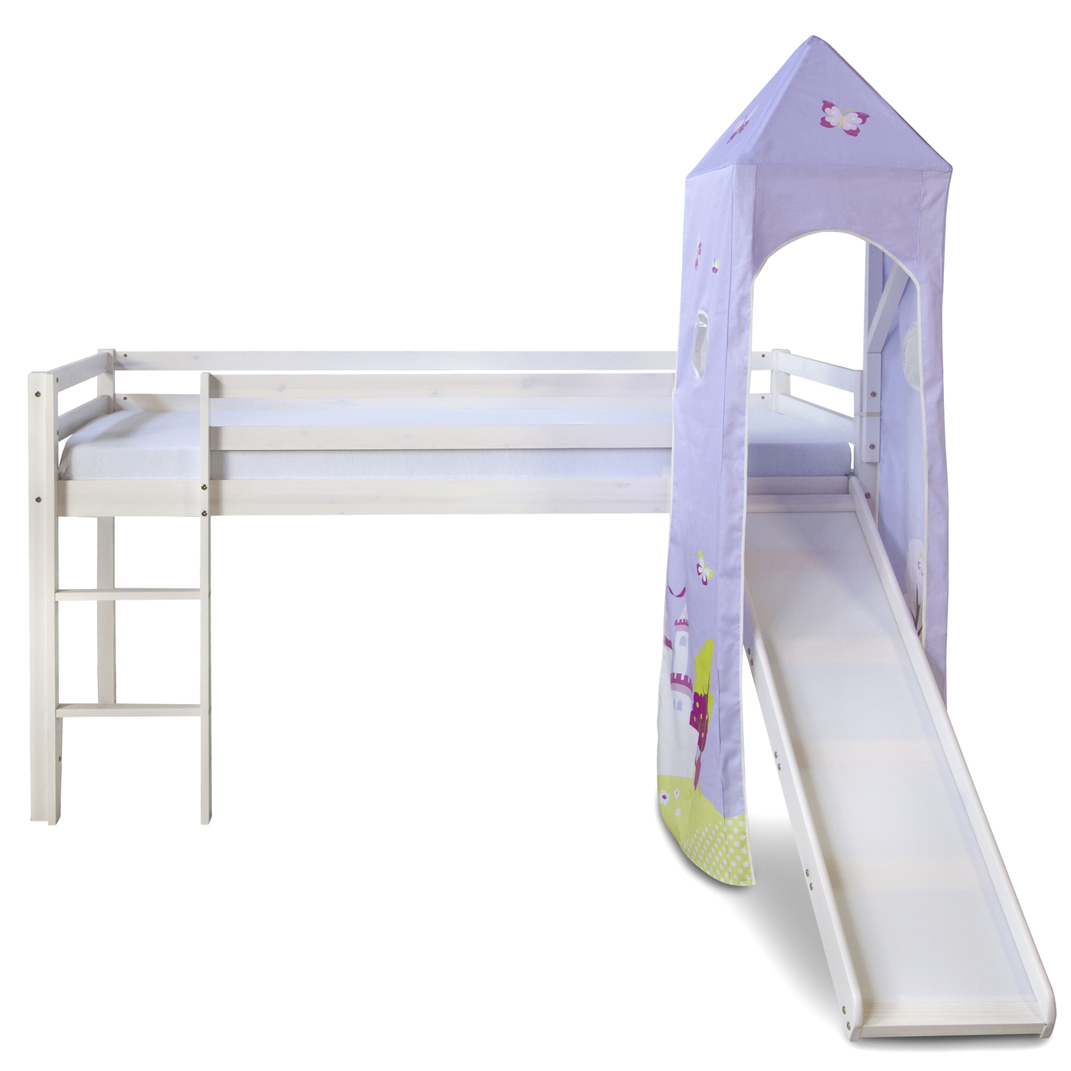 Kinderhochbett in Weiß mit Holzelementen, Rutsche und Spielturm. Der Artikel ist freigestellt auf weißem Hintergrund abgebildet. Sichtbare Details sind eine Leiter, seitliche Schutzgitter, eine Rutsche und ein Stoffturm mit spitzem Dach und Fensteröffnung