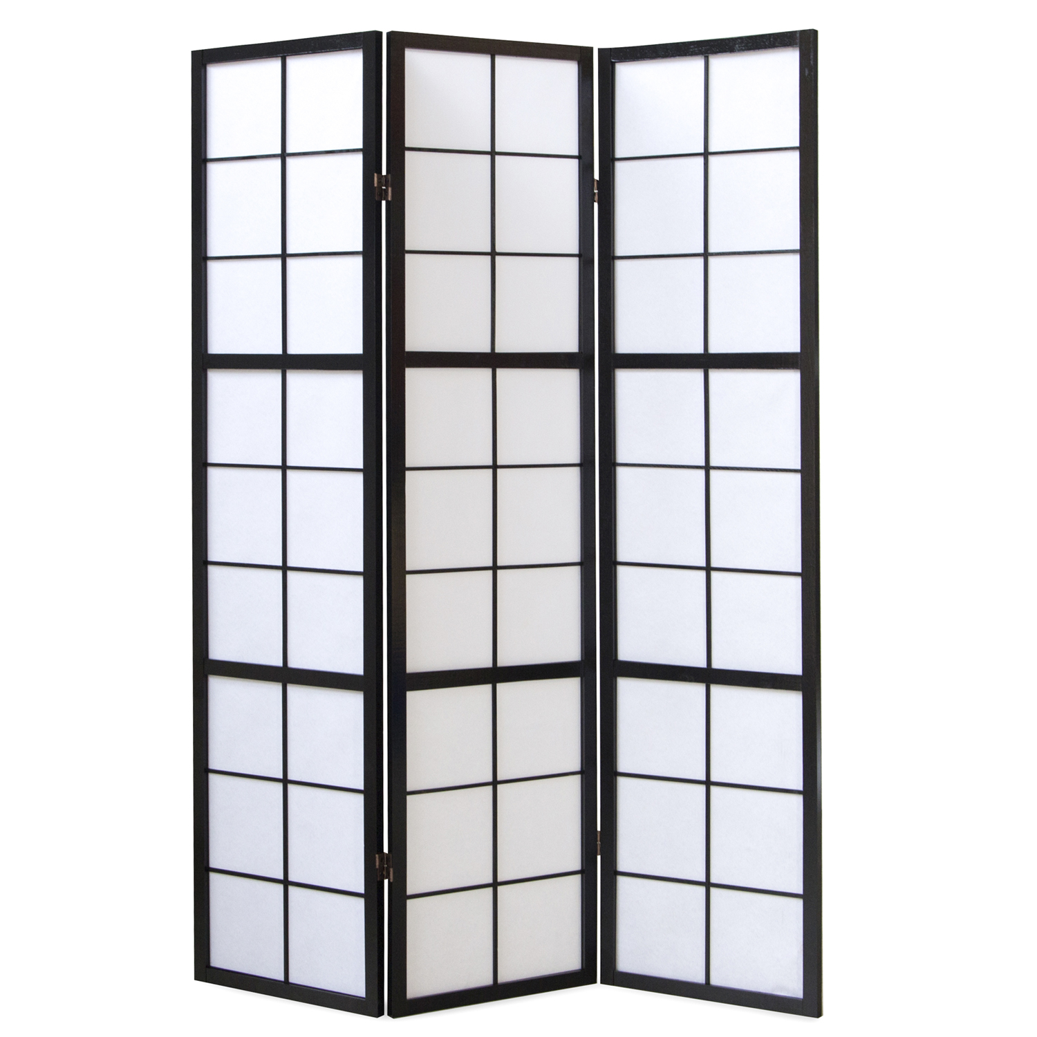 Paravent in Schwarz mit 3 beweglichen Elementen und Shoji-Design. Der Raumteiler steht vor einem Fenster mit weißen Vorhängen. Ein blau-graues Sofa mit Kissen und ein heller Teppich sind rechts im eingerichteten Raum zu sehen.