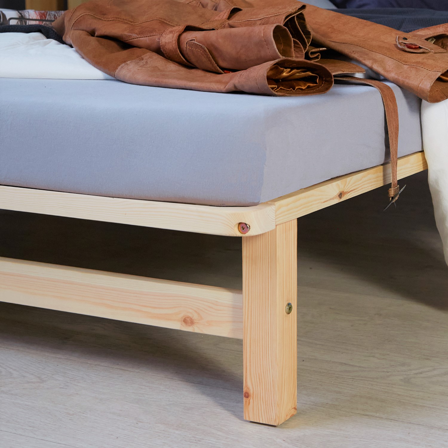 140x200 cm Natural Wood Pallet Bed with Mattress & Storage Drawers – Double Wooden Bed Frame with Storage