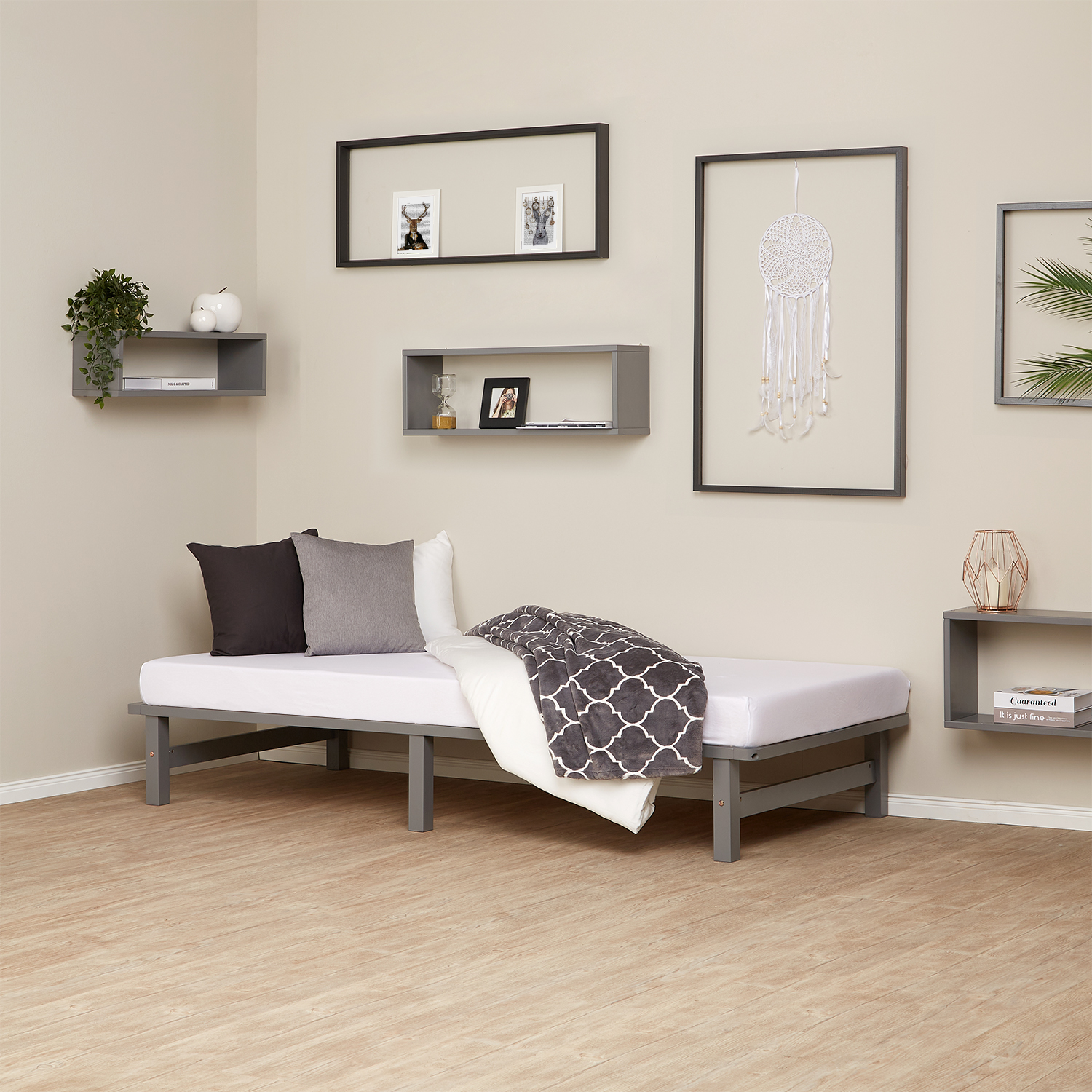 Lit en palette 90x200 cm Lit en bois massif Gris Meuble en palette Lit en bois Lit futon