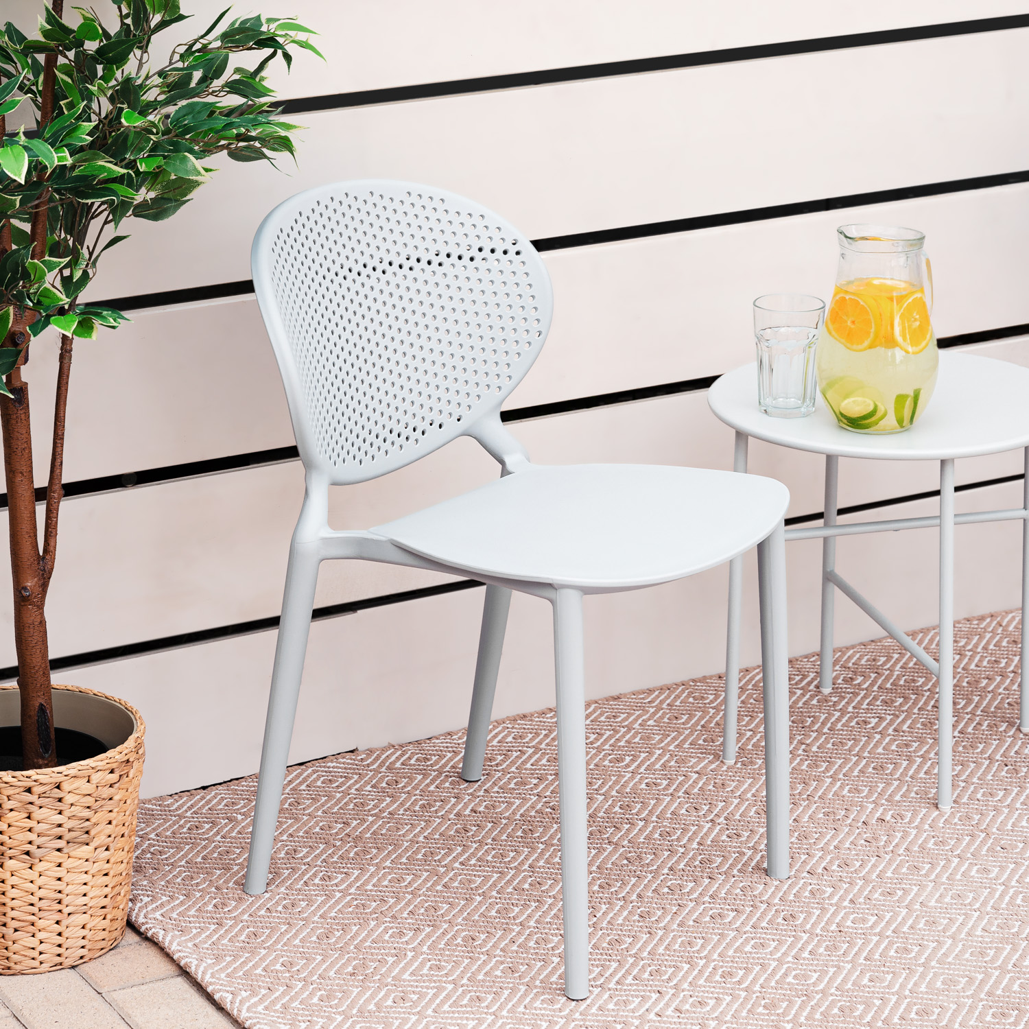 Modern Garden chair Set of 4 Grey Camping chairs Outdoor chairs Plastic Stacking chairs Kitchen chairs