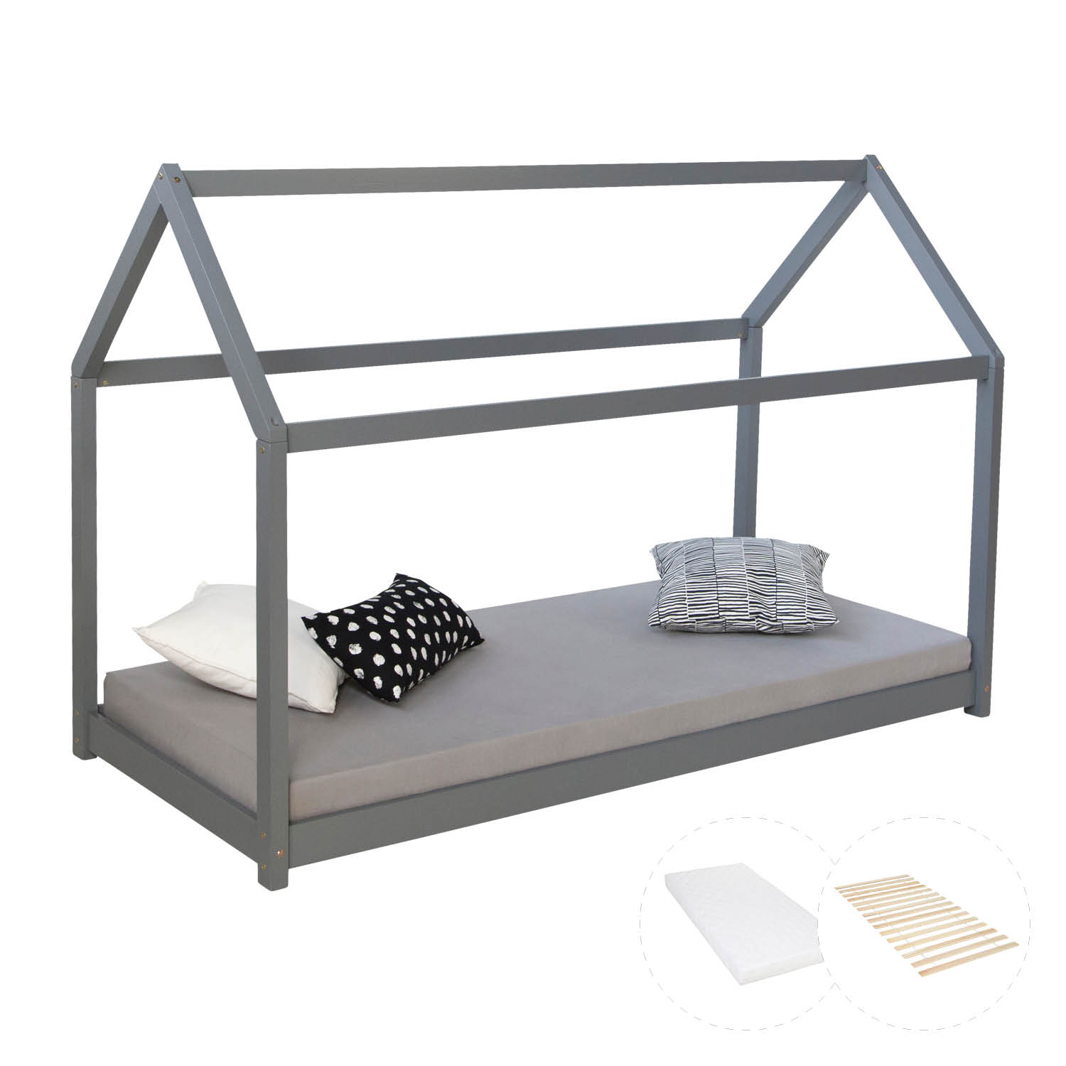 Hausbett in Grau mit Holzelementen, Lattenrost und Matratze. Das niedrige Hausbett ist mit Matratze und Kissen vor weißem Hintergrund abgebildet. Der offene Rahmen in Dachform, die seitlichen Streben und die niedrige Liegefläche sind sichtbar.