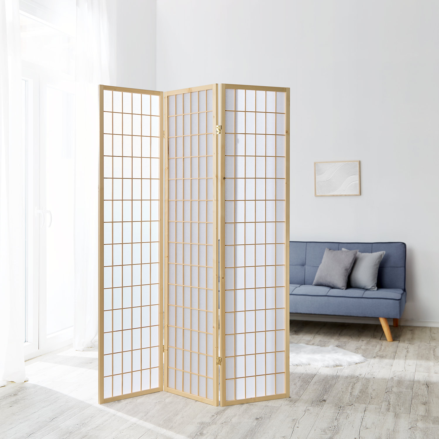Moderner Shoji-Paravent mit 3 Paneelen, hellem Naturholzrahmen und weißem Reispapier im klassischen Gittermuster. Ideal als stilvoller Raumteiler oder Sichtschutz im Wohnzimmer, Schlafzimmer oder Büro mit japanischem Flair.