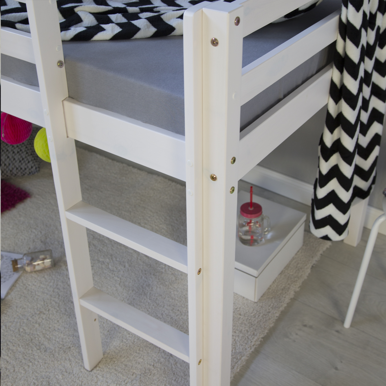 Cabin Bunk Bed High sleeper Bed white Pine