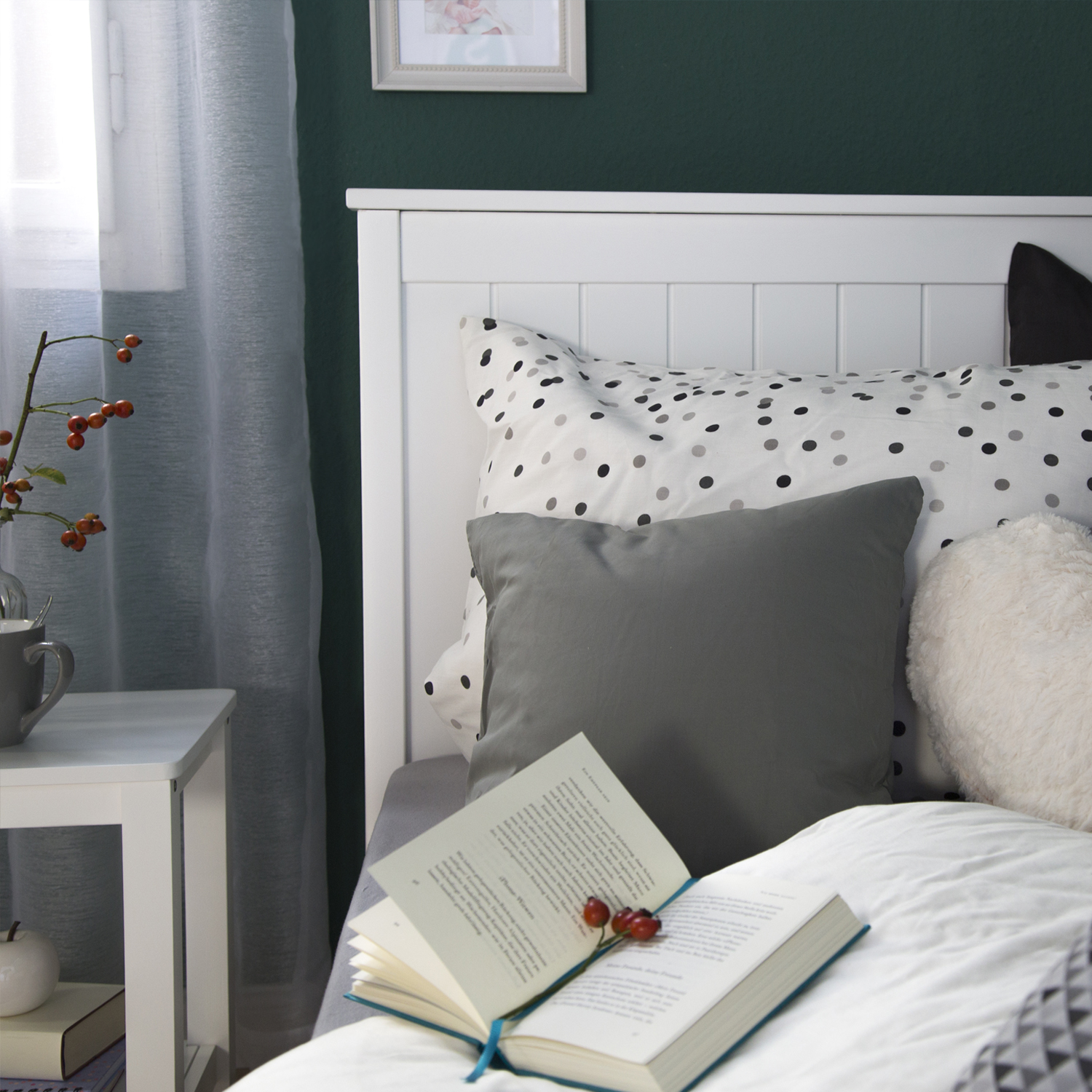 Wood Bed 90x200 cm White | Single Bed | with Slatted Frame | Country House Style | Kids Youth Guest Bedroom