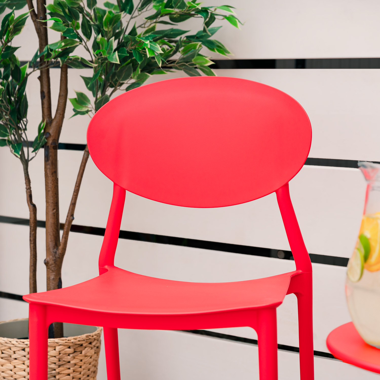 Garden chair Set of 4 Camping chairs Red Outdoor chairs Plastic Stacking chairs Kitchen chairs