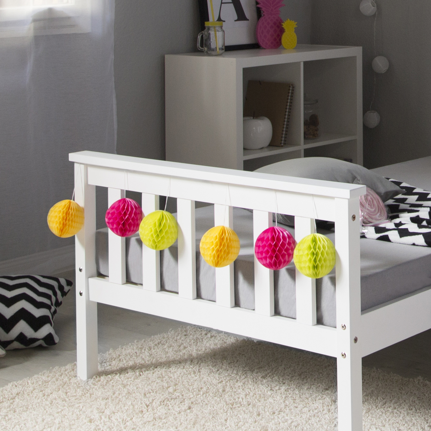 Wood Bed 90x200 cm White | Single Bed | with Slatted Frame | Kids Youth Guest Bedroom