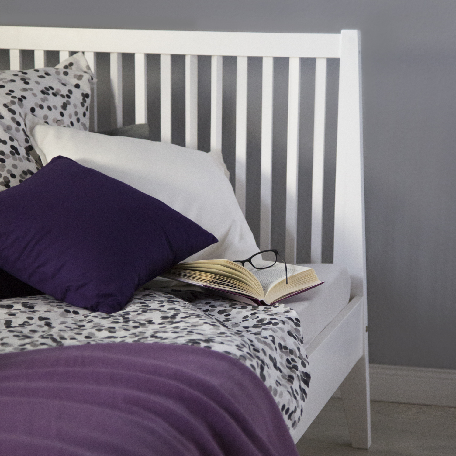 Wood Bed 140x200 cm White | Double Bed | with Slatted Frame | Scandinavian Style | Kids Youth Guest Bedroom