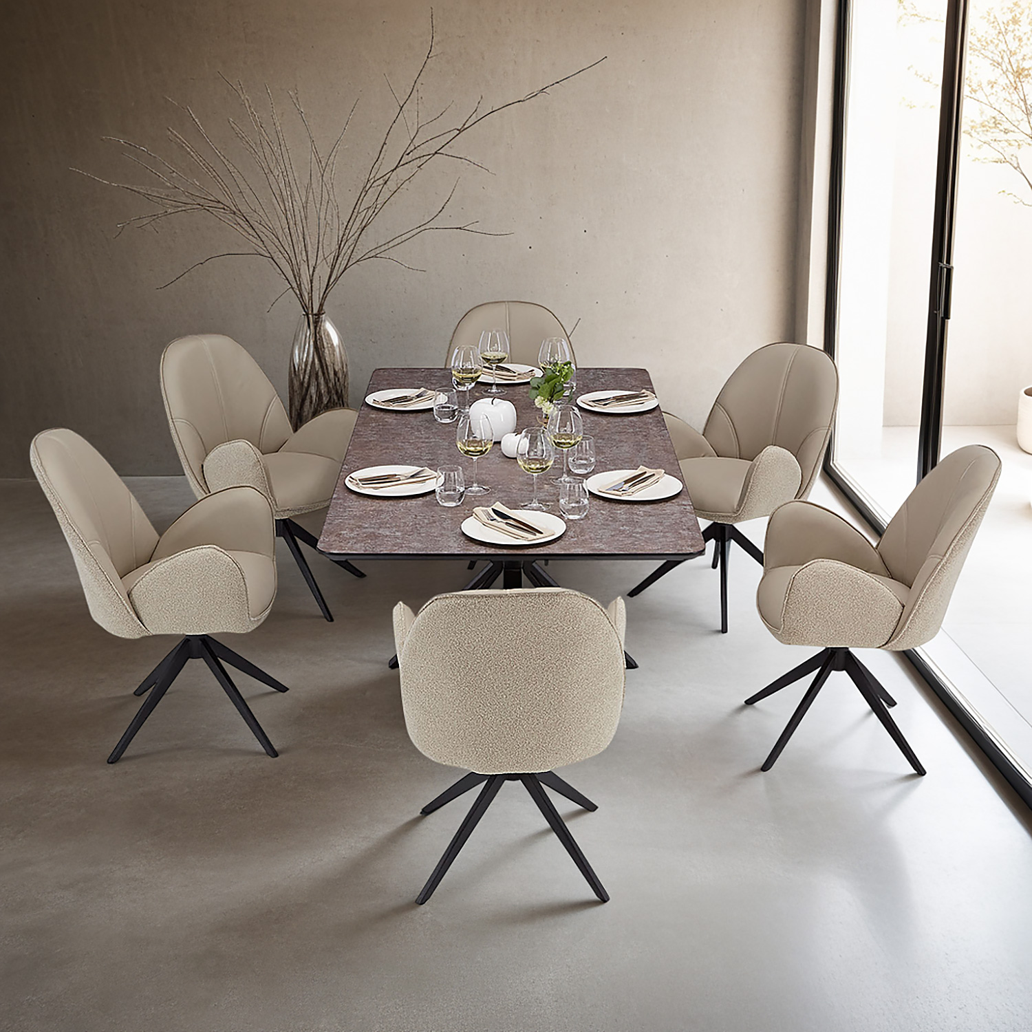 Essgruppe 200 x 100 cm braun mit 6 drehbaren Bouclé/Leder-Stühlen beige – modern & gemütlich