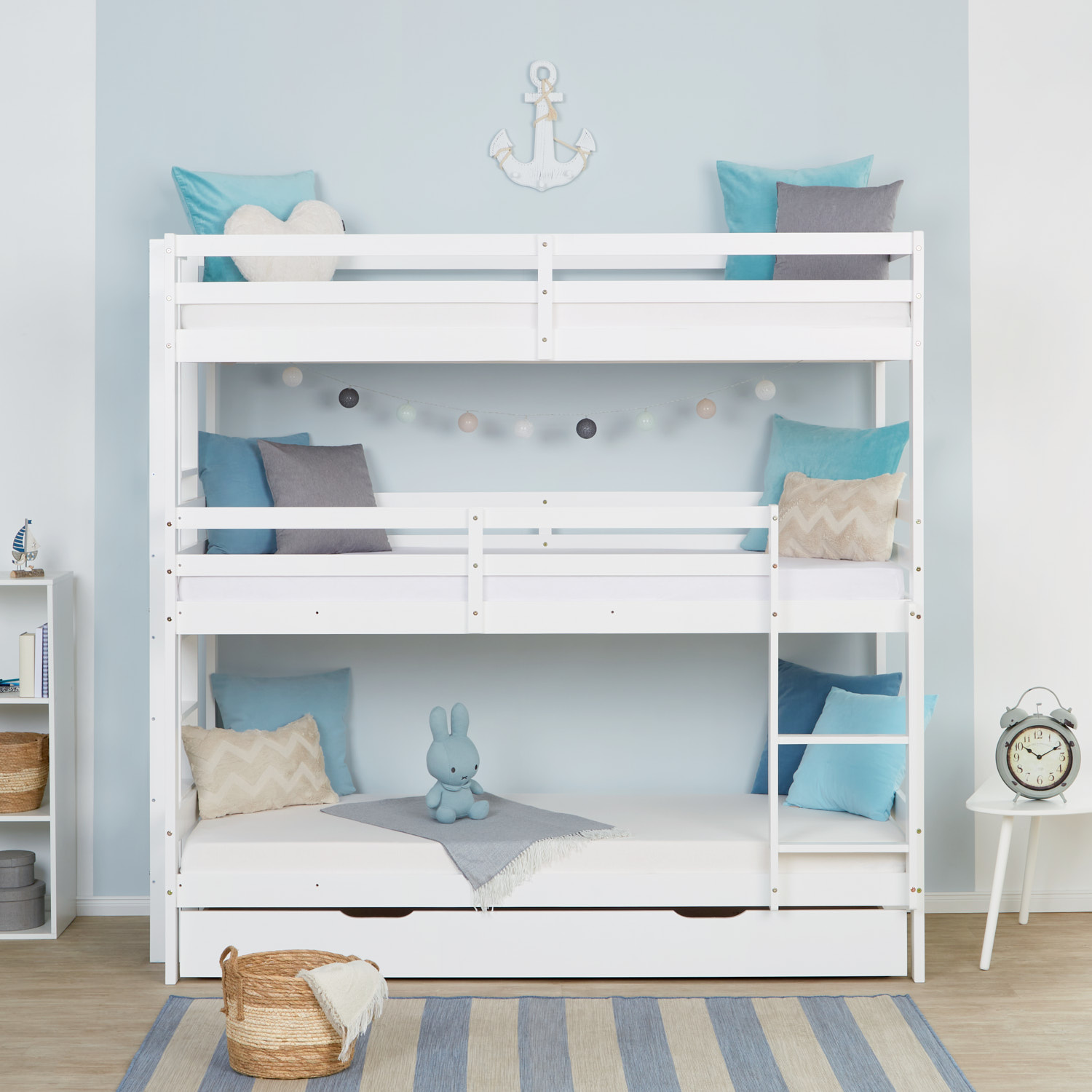 Triple Bunk Bed 90x200 with Mattresses Children´s Bed High Sleeper Cot White Wood Loft Bed Kids Bed