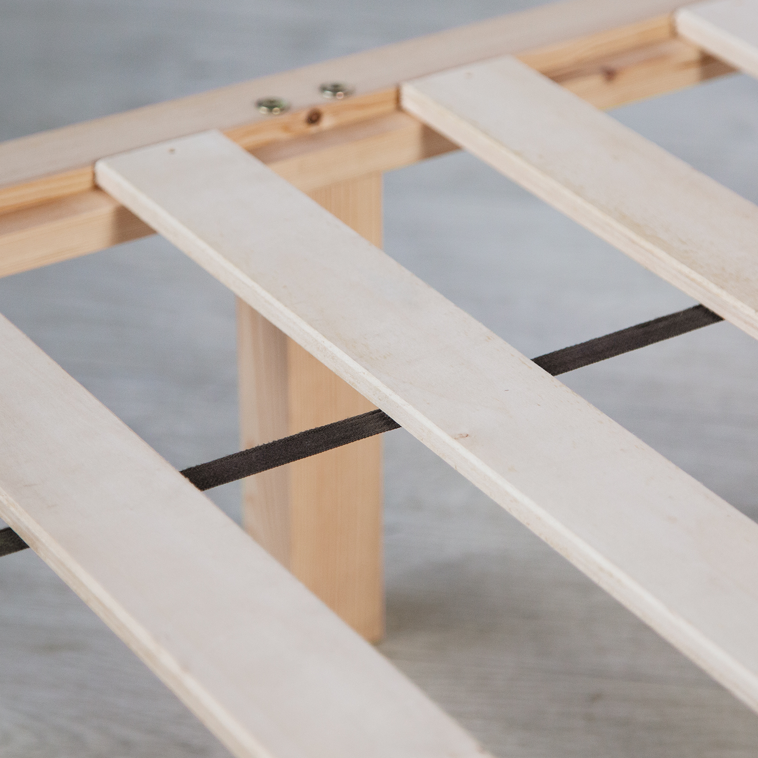 140x200 cm Natural Pallet Bed – Wooden Double Bed with Mattress & Slatted Base for Teen Rooms, Guest Rooms, and Bedrooms