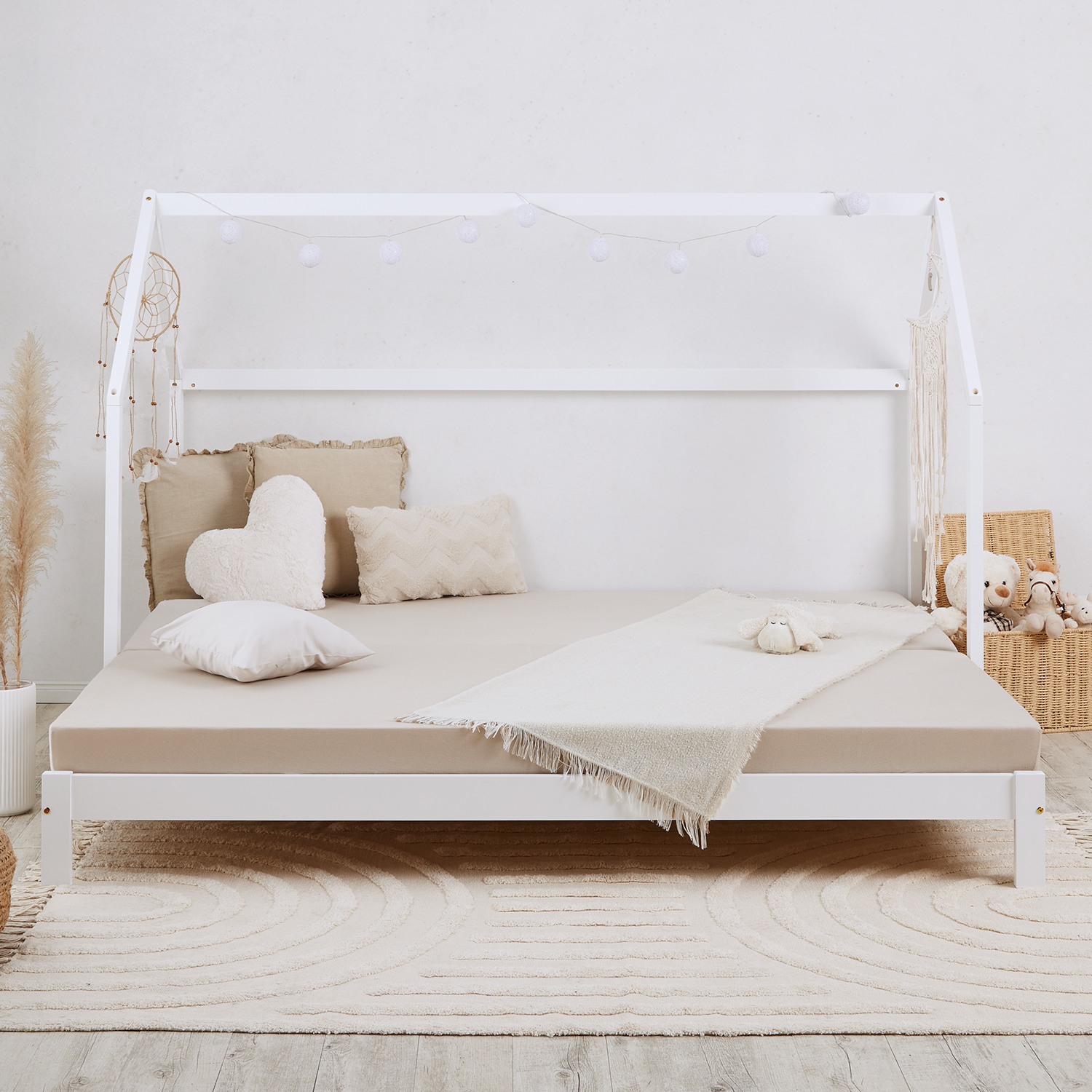 Children's Bed with Pull Out Bed 90x200 cm House Bed 2 Mattresses Bed Slats Treehouse Bed Children's Single Bed Wooden Frame White Trundle