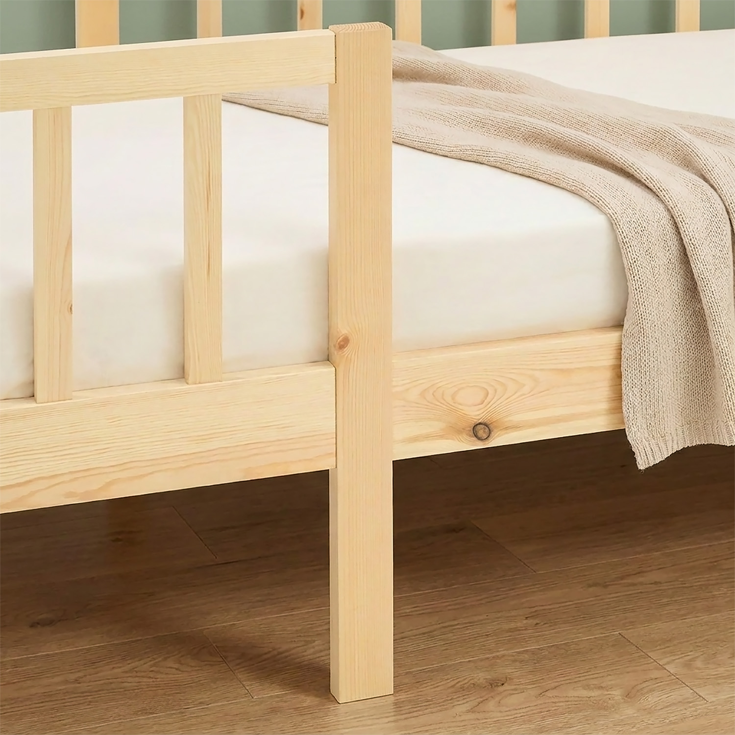 Children's Bed 90x200 cm Green Natural | Retro Bed with Fall Protection | Single Bed | with Slatted Frame | Wood