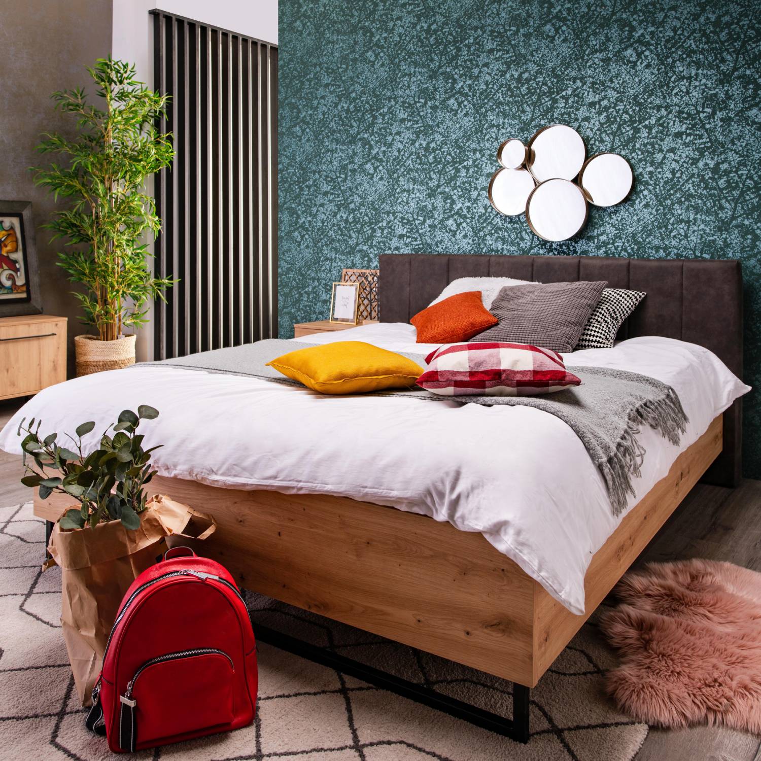 Double Bed Wooden Frame Upholstered Bed 160x200 cm with Slats Grey Fabric Oak Industrial Style