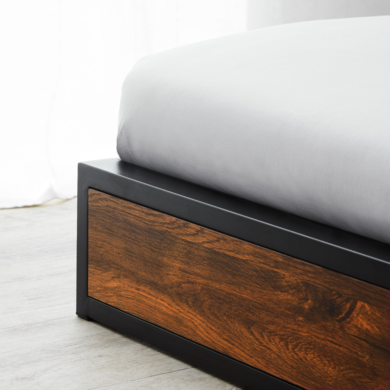 Solid Metal Bed 140x200 cm Slatts Mattress Double Bed Black Futon Bed Wood Brown Platform Bed Frame Guest Bed 