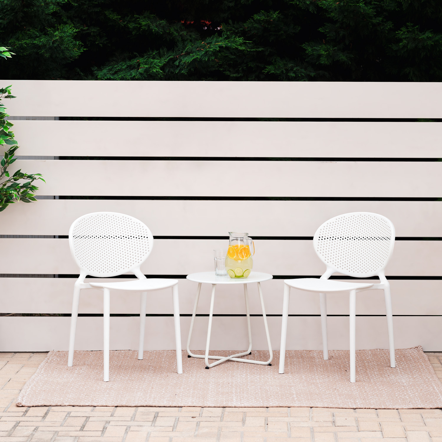 Modern Garden chair Set of 4 White Camping chairs Outdoor chairs Plastic Stacking chairs Kitchen chairs