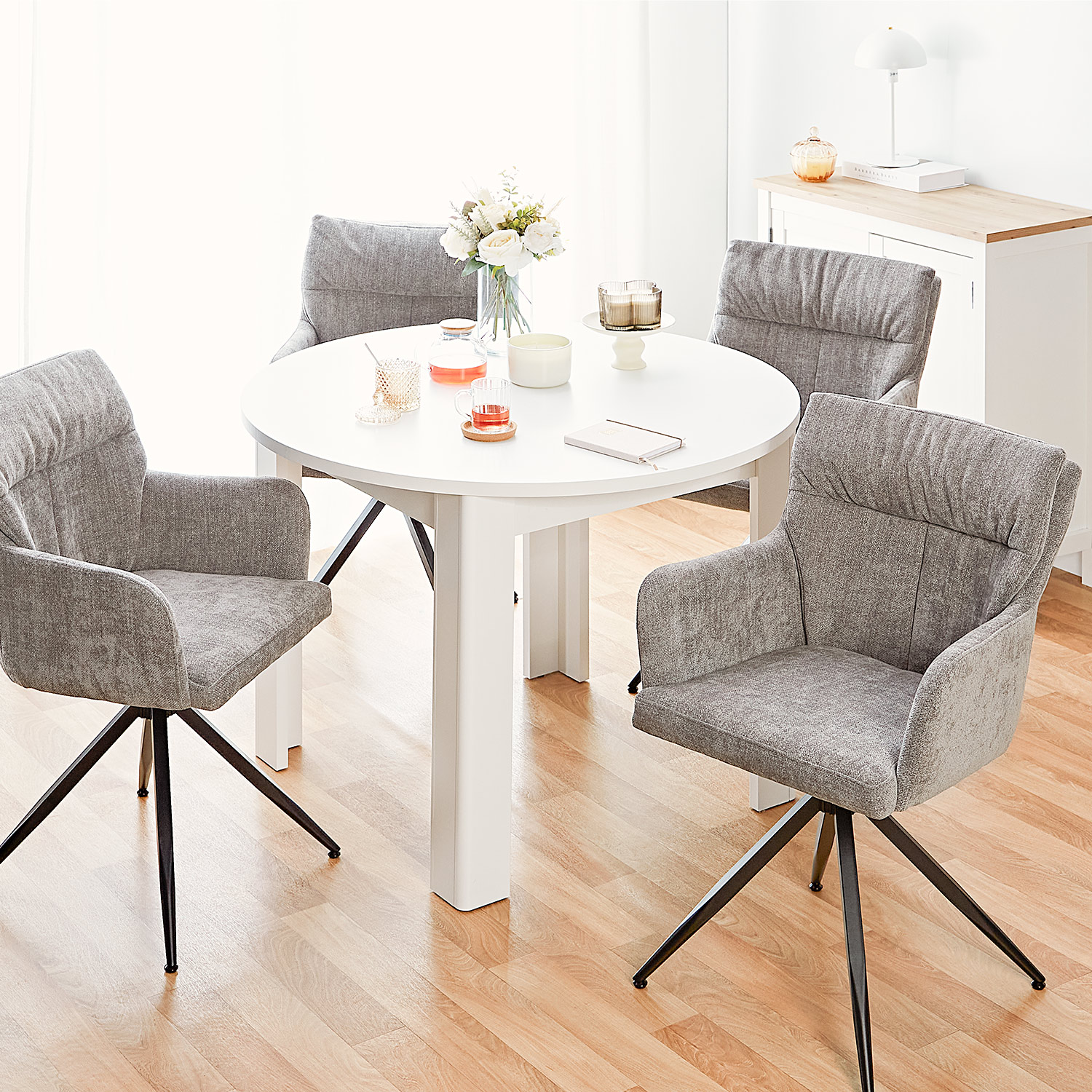 Modern Dining Table Round Kitchen Table Ø 106 cm Wooden Table White 4 Seater