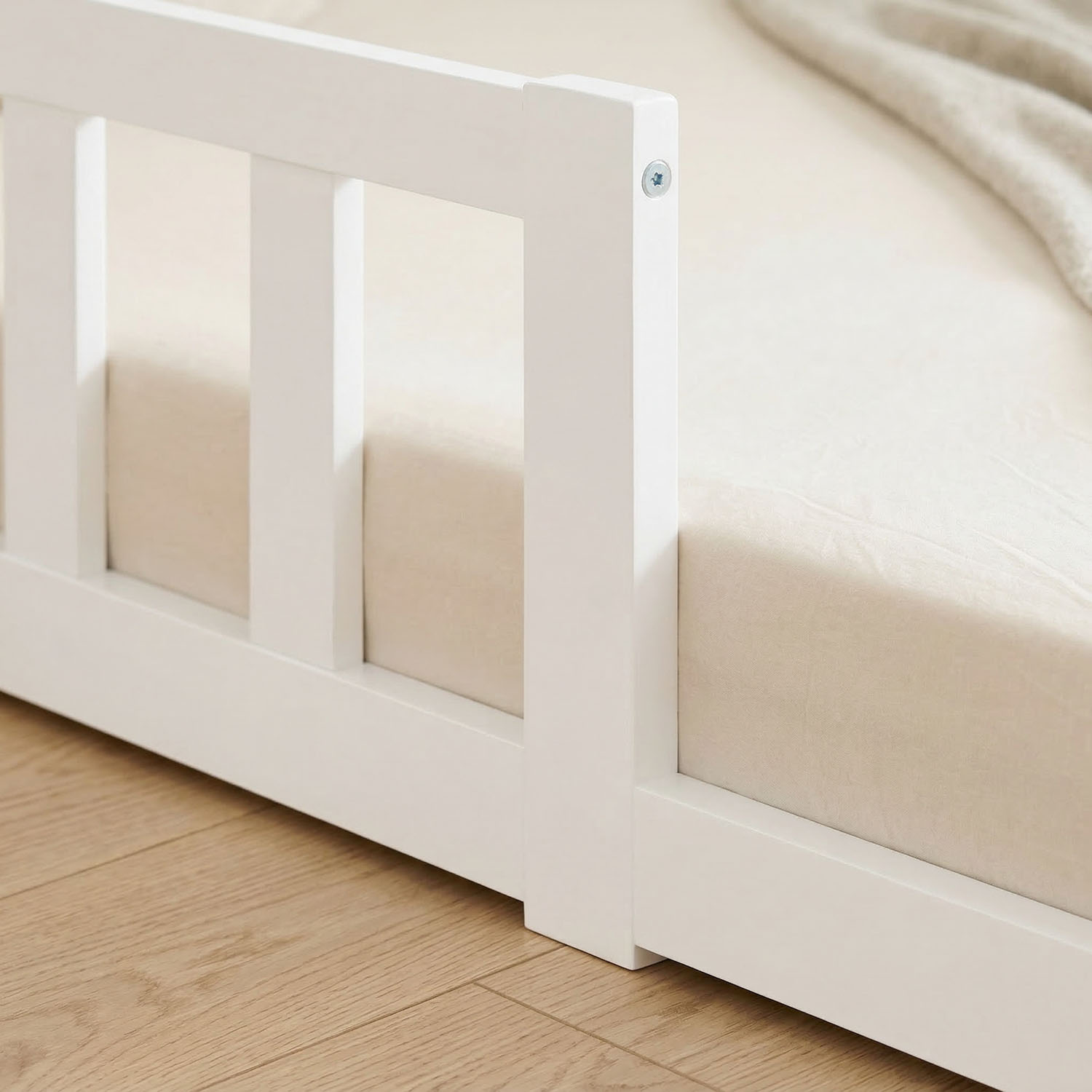 Montessori Crib 90x200 cm White, Includes Mattress & Slatted Base – Floor-Level Crib with Safety Rail Made of Solid Wood