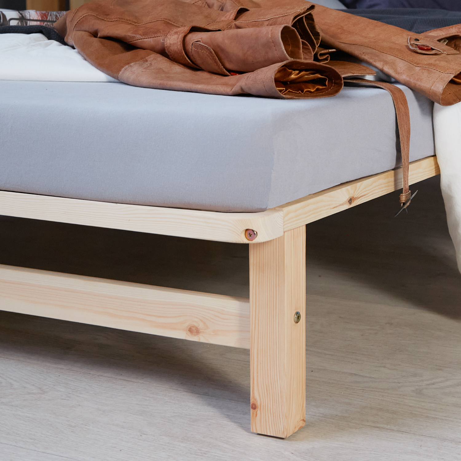 Pallet Bed 140x200 cm Natural | Double Bed with Mattress | with Slatted Frame | Wood | Kids Youth Guest Bedroom