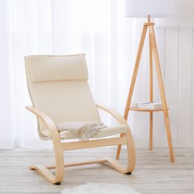 Relaxsessel in Naturholzfarbe mit Holzelementen. Der gepolsterte Sessel mit gebogenen Holzarmlehnen und einem durchgehend geschwungenen Holzuntergestell ist einzeln ohne Dekoration vor weißem Hintergrund abgebildet. Rückenpolster, Sitzfläche und die offen